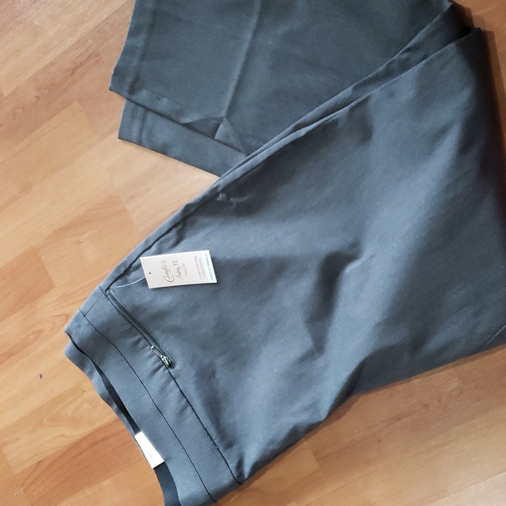 NWT Candies Pull on dress pants